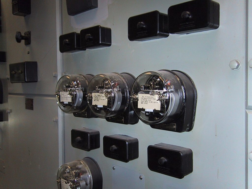 Different Type Relay for Generator